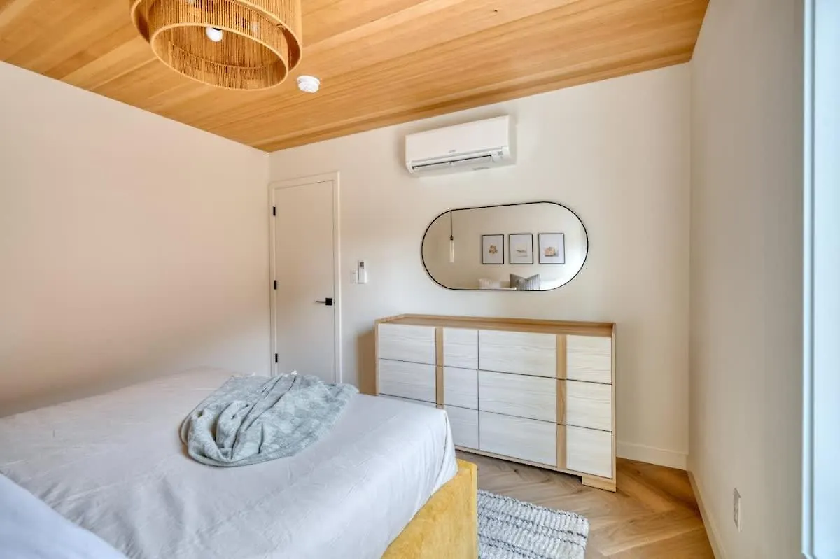 Albertaarts Happy Place Townhome Портленд